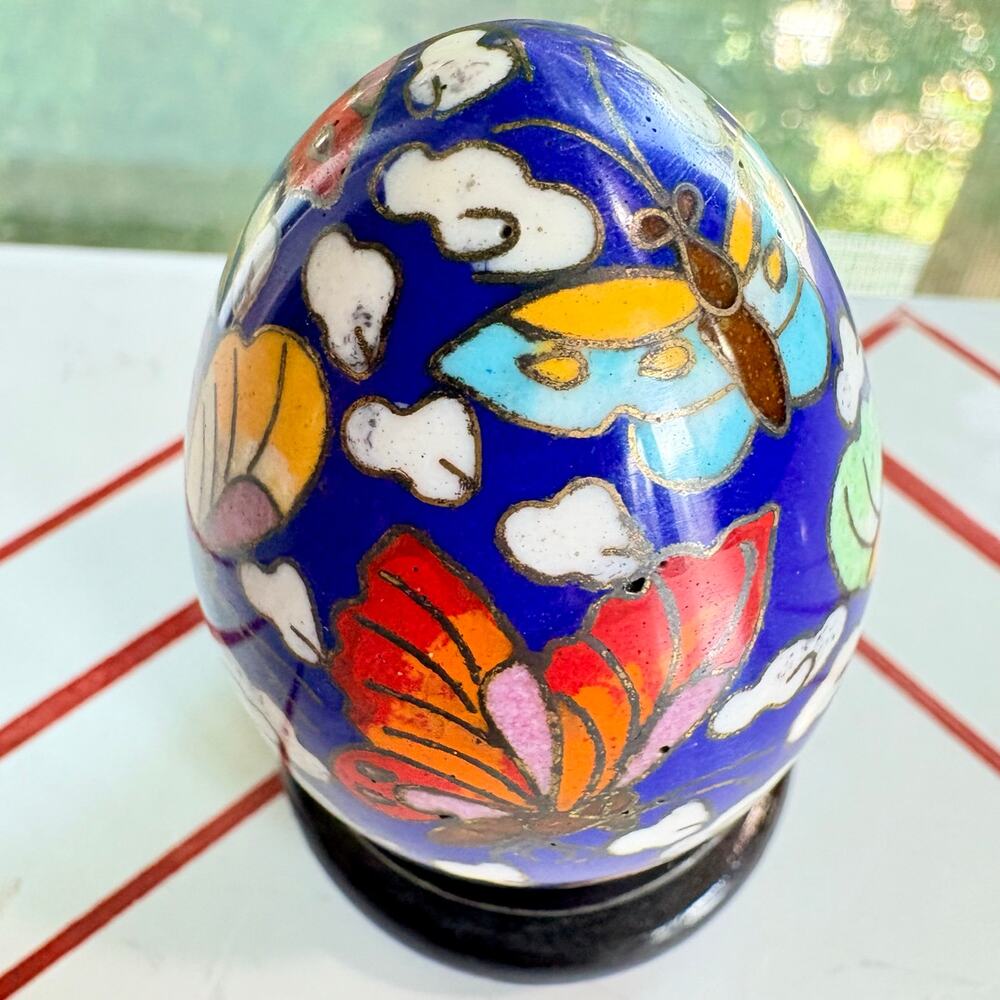 Vintage Chinese Cloisonné Egg Blue Butterfly Floral Enamel Wood Stand 3"
